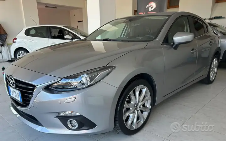 Mazda 3 2017 photo 3