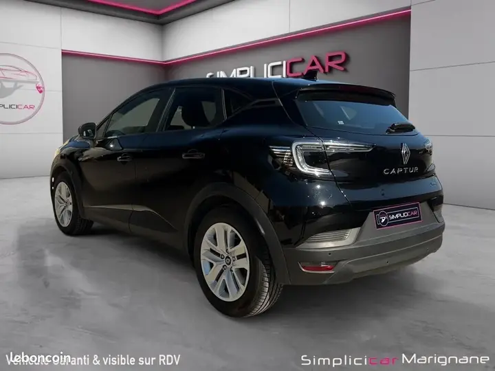 Renault Captur 2024 photo 3