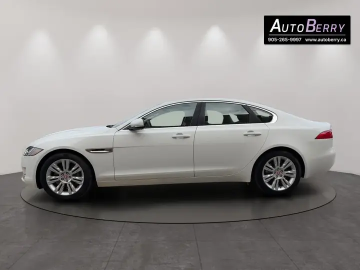 Jaguar Xf 2017 photo 5