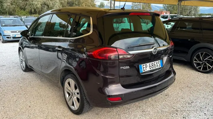 Opel Zafira 2013 photo 4