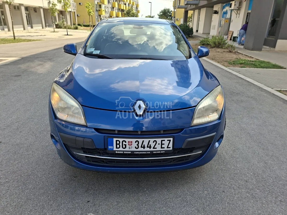 Renault Megane 2010 photo 3