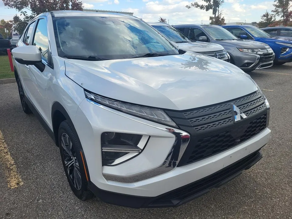 Mitsubishi Eclipse Cross 2022 photo 3