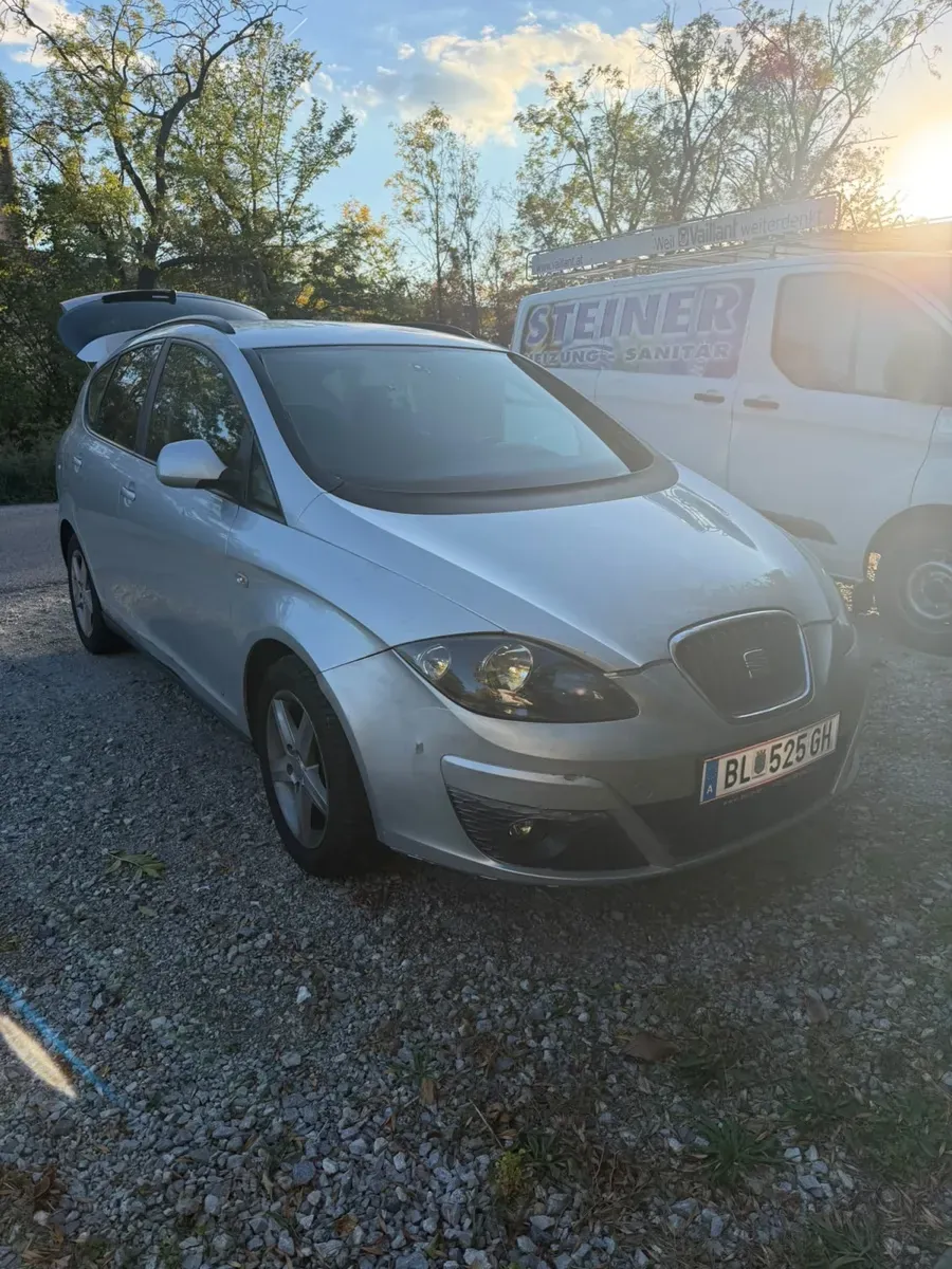 Seat Altea Xl 2012 photo 3