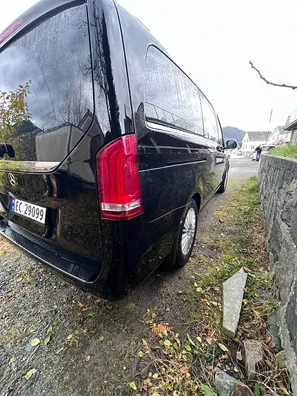 Mercedes-Benz Eqv 300 2020 photo 5