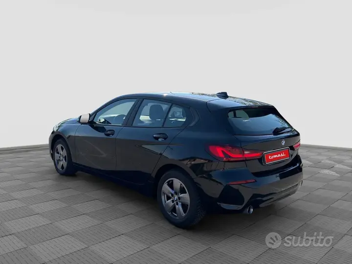 BMW 1 Series 2023 photo 3