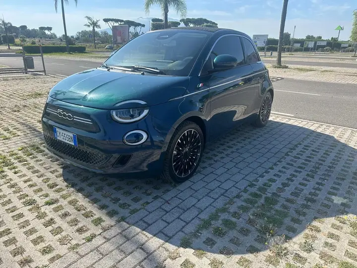 Fiat 500E