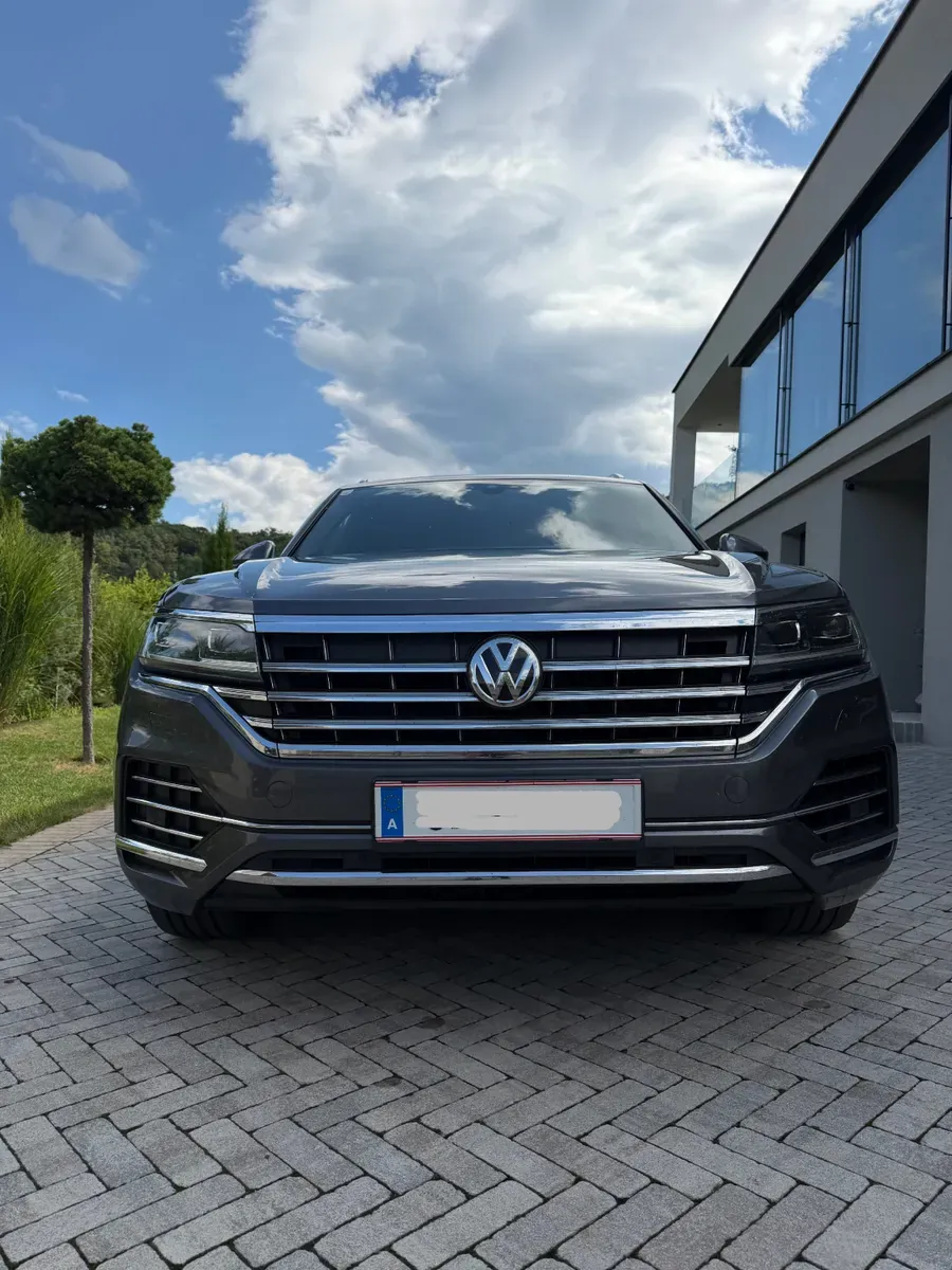 Volkswagen Touareg 2019 photo 3