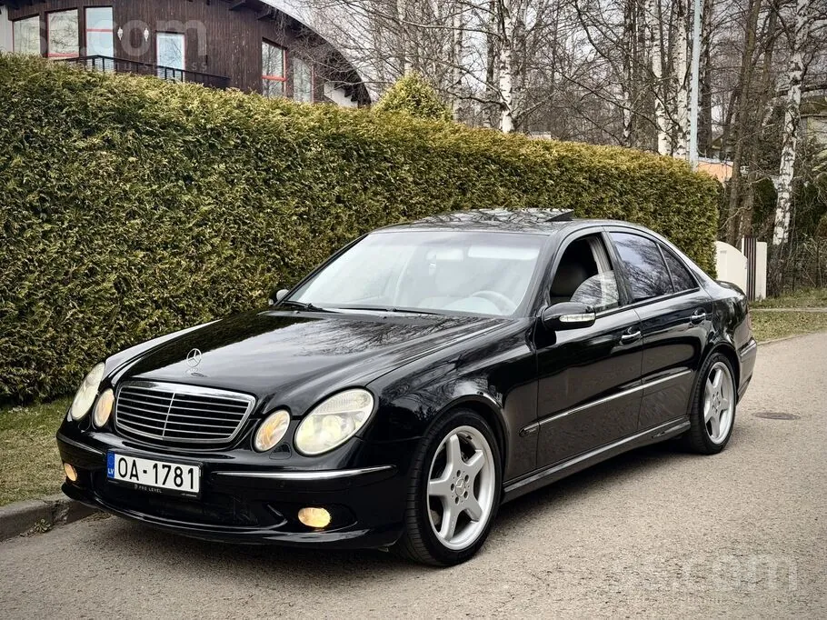 Mercedes-Benz E500