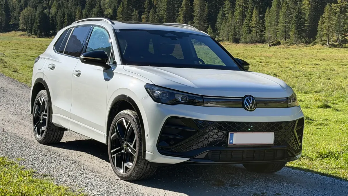 Volkswagen Tiguan 2024 photo 3