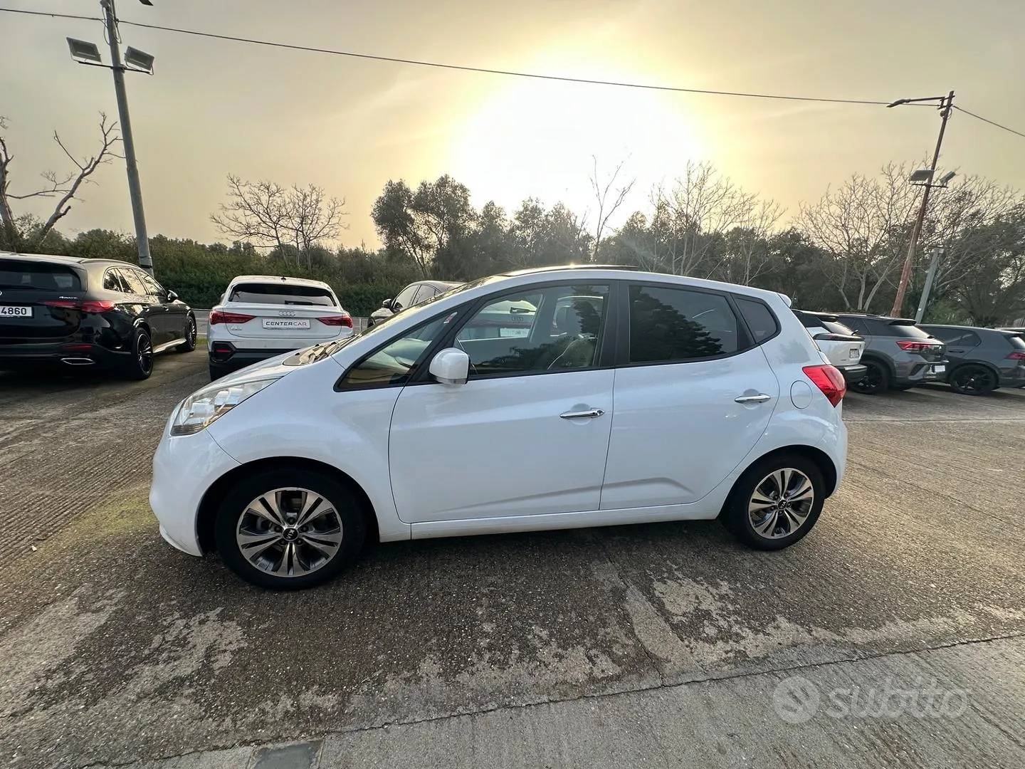Kia Venga 2015 photo 5