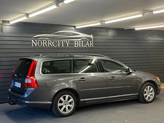 Volvo V70 2011 photo 4