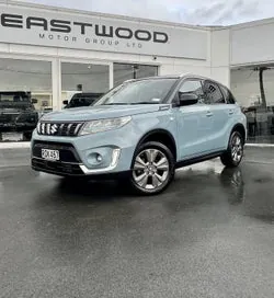 Suzuki Vitara 2025 photo 2