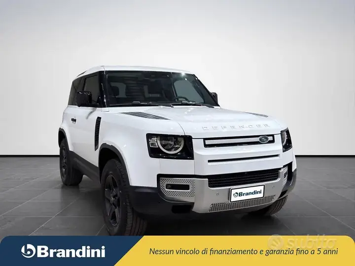 Land Rover Defender 2021 photo 4