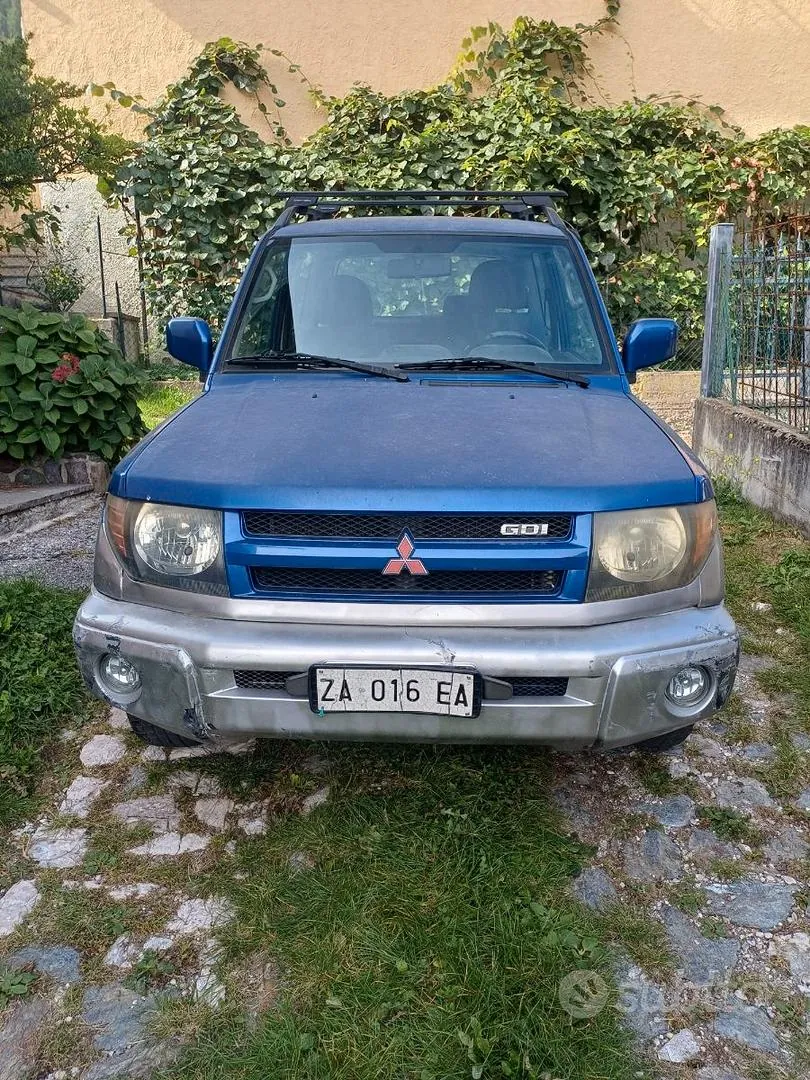 Mitsubishi Pajero 2000 photo 5