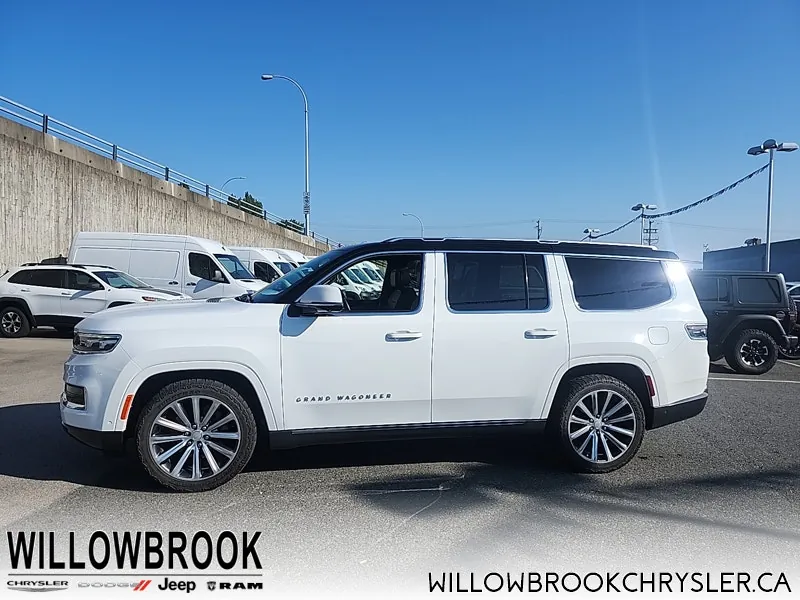 Jeep Grand Wagoneer 2022 photo 3