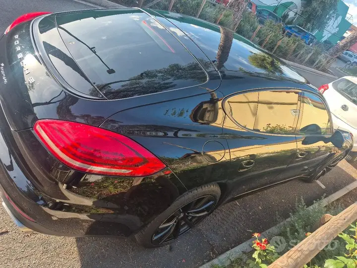 Porsche Panamera 2013 photo 2