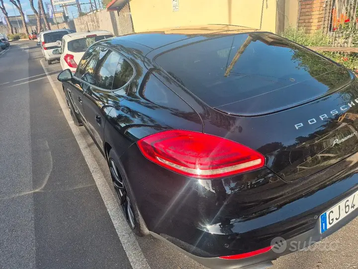Porsche Panamera 2013 photo 4