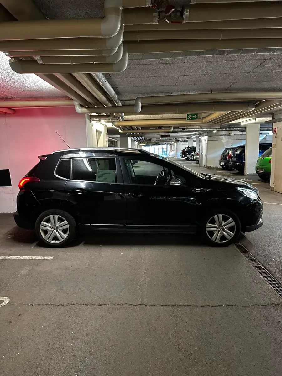 Peugeot 2008 2017 photo 2