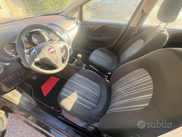 Fiat Punto Evo 2012 photo 5