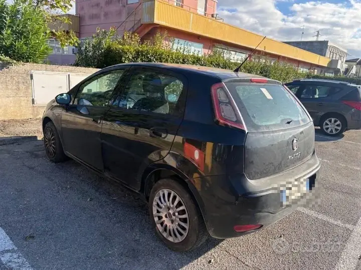 Fiat Punto Evo 2012 photo 2