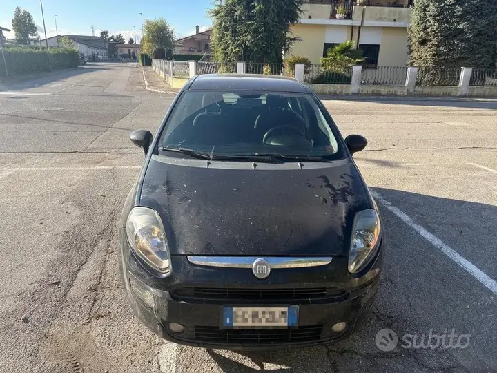 Fiat Punto Evo 2012 photo 4