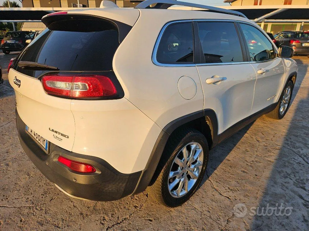 Jeep Cherokee 2015 photo 5