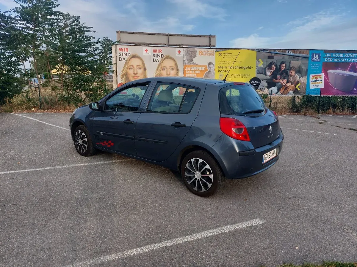 Renault Clio 2007 photo 3