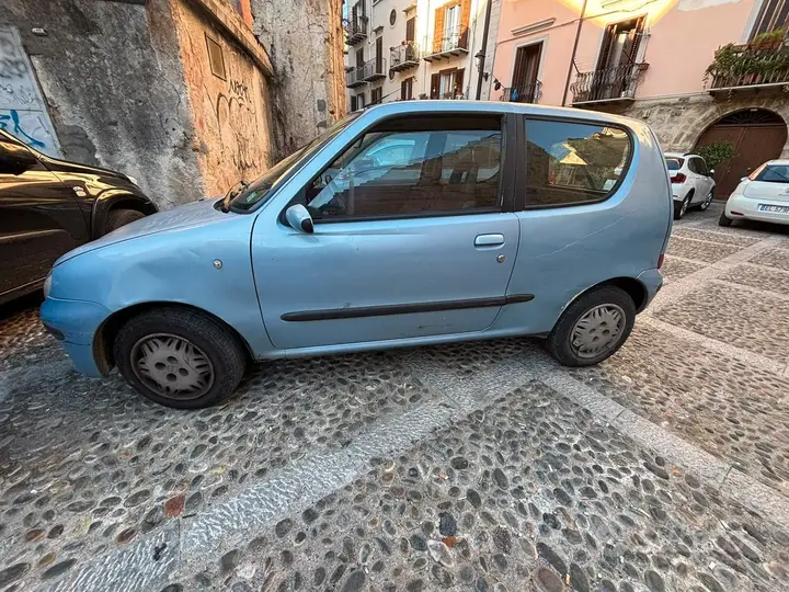 Fiat 600 1999 photo 2