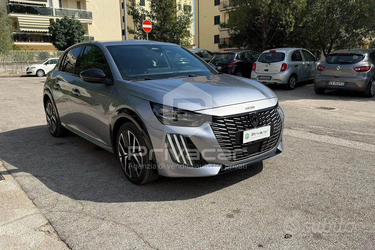 Peugeot 208 2025 photo 3