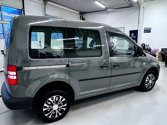 Volkswagen Caddy 2013 photo 4