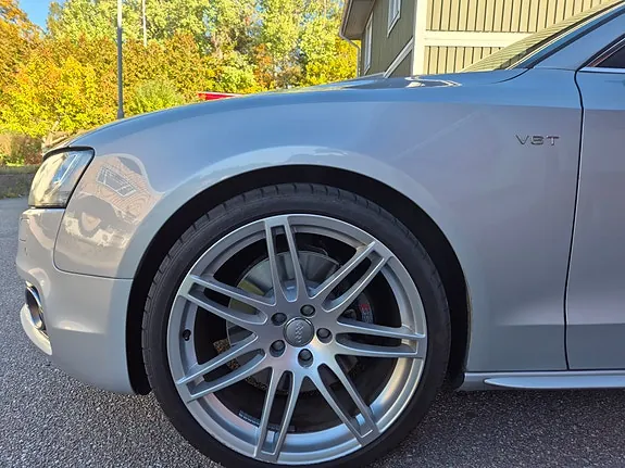 Audi S5 2011 photo 3