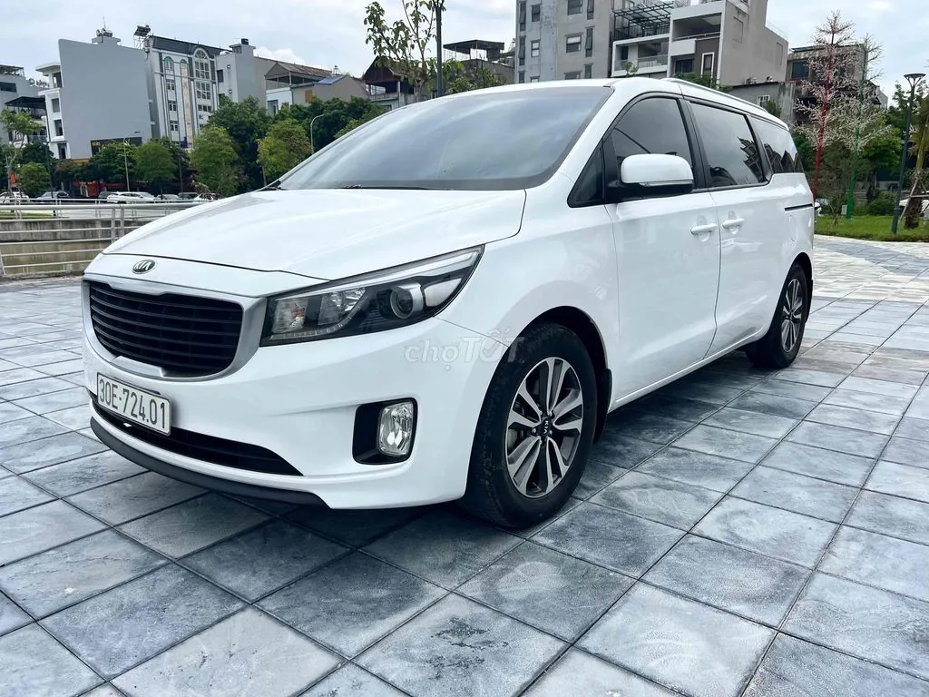 Kia Sedona 2017 photo 4