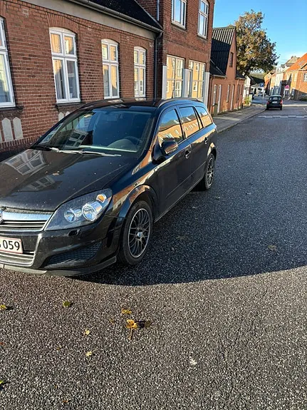 Opel Astra 2007 photo 2