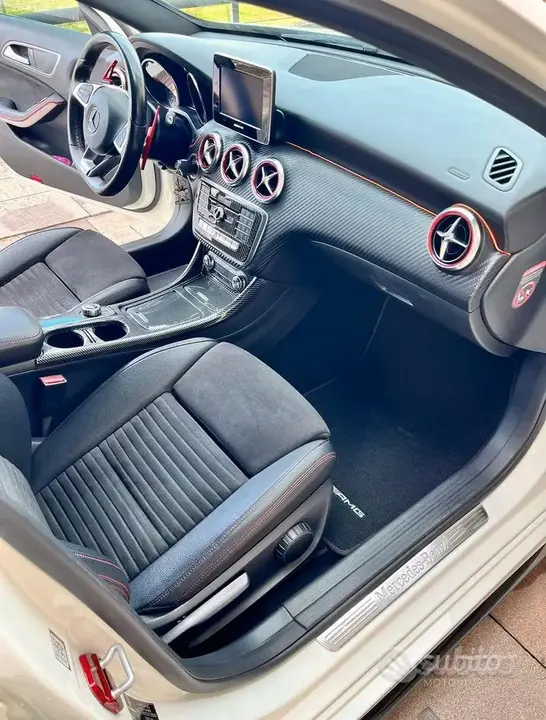 Mercedes-Benz A 180 2016 photo 4