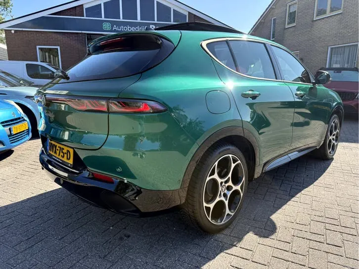 Alfa Romeo Tonale 2025 photo 3