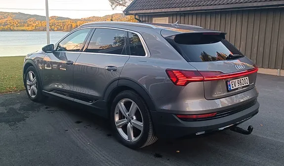 Audi E-Tron 2020 photo 3