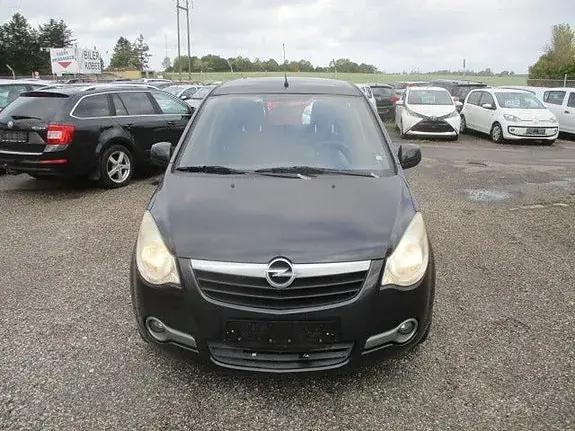 Opel Agila 2010 photo 2