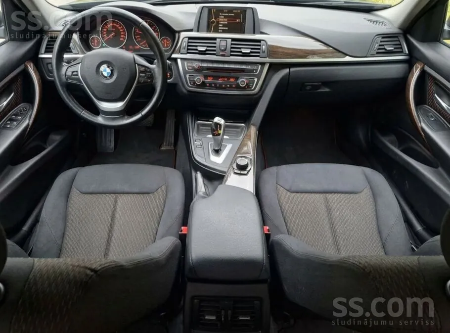 BMW 320 2013 photo 5