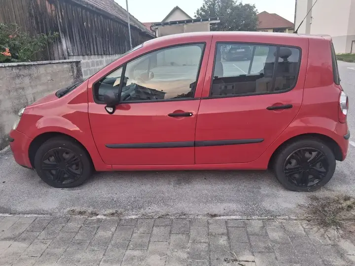 Renault Modus 2006 photo 2