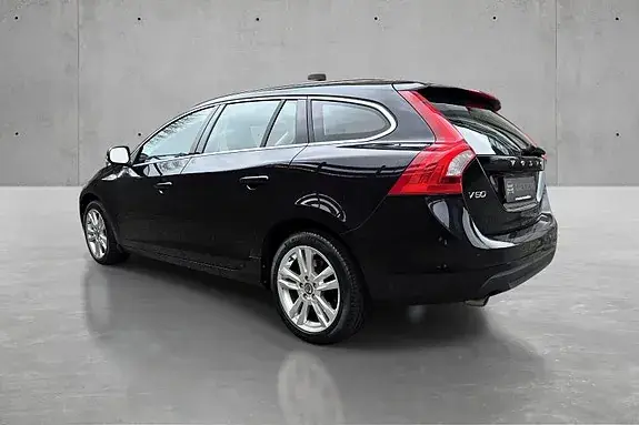 Volvo V60 2012 photo 4