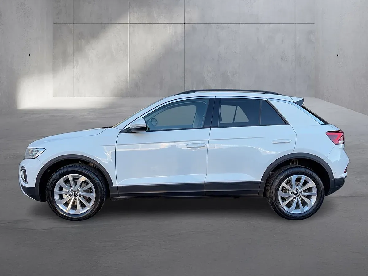 Volkswagen T-Roc 2026 photo 2