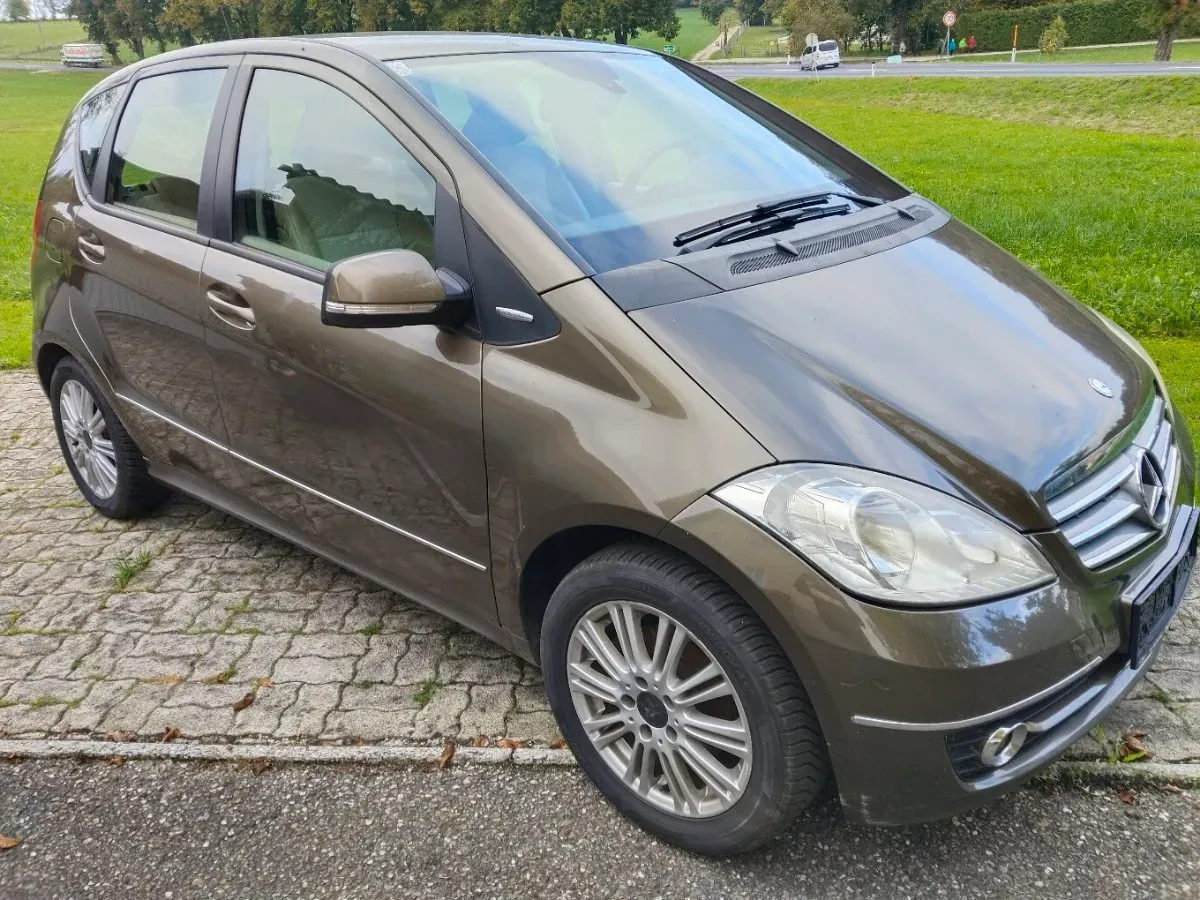 Mercedes-Benz A-Class 2008 photo 2