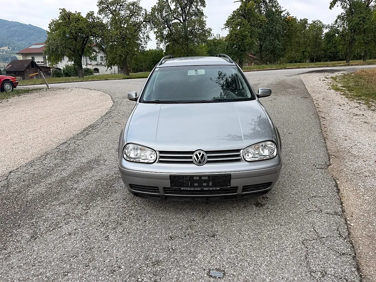 Volkswagen Golf 2004 photo 2