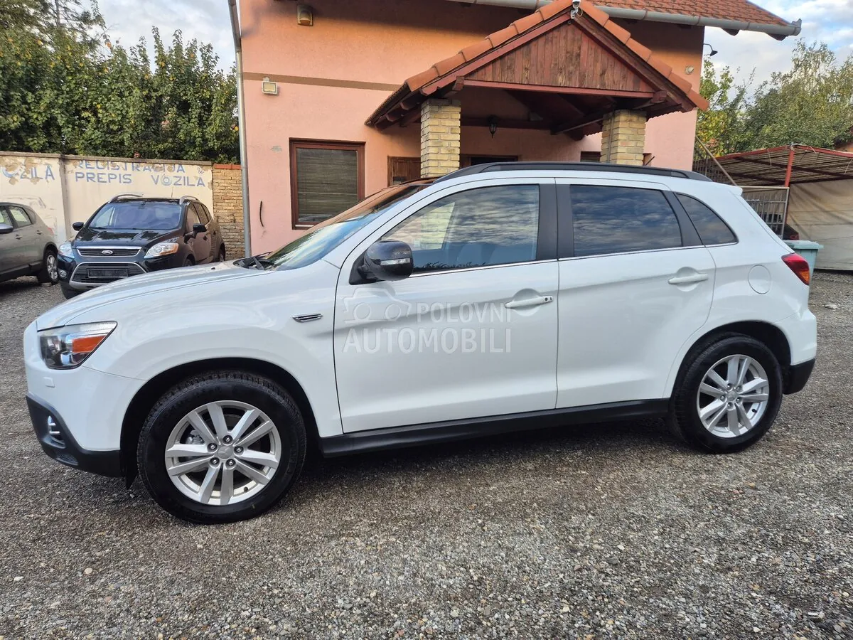 Mitsubishi Asx 2012 photo 5