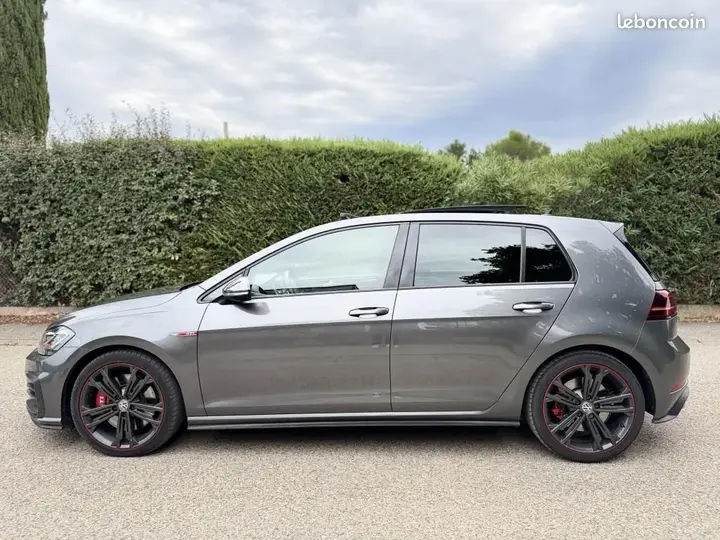 Volkswagen Golf 2020 photo 2