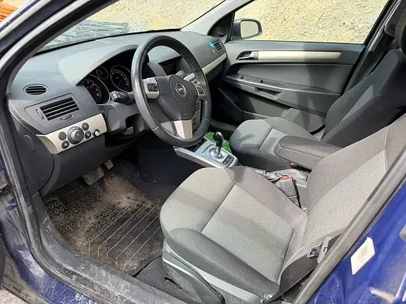 Opel Astra 2007 photo 4