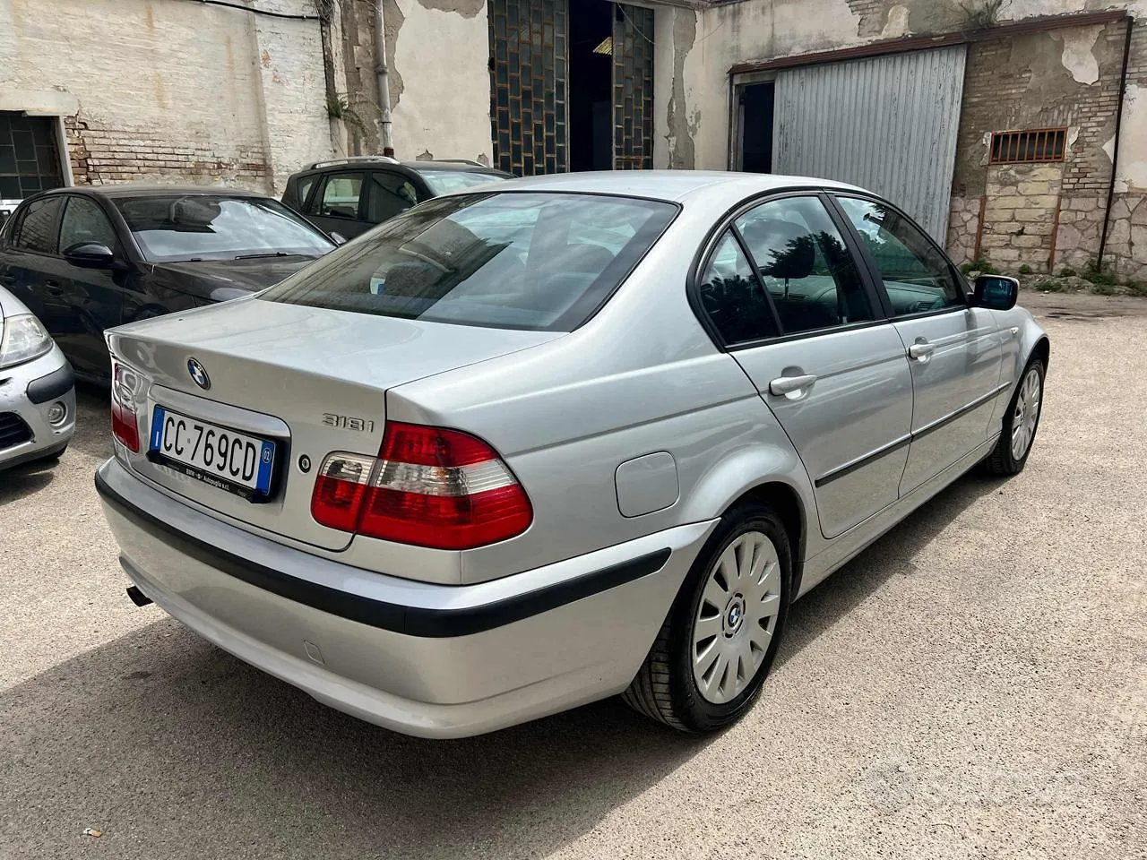 BMW 3 Series 2002 photo 4