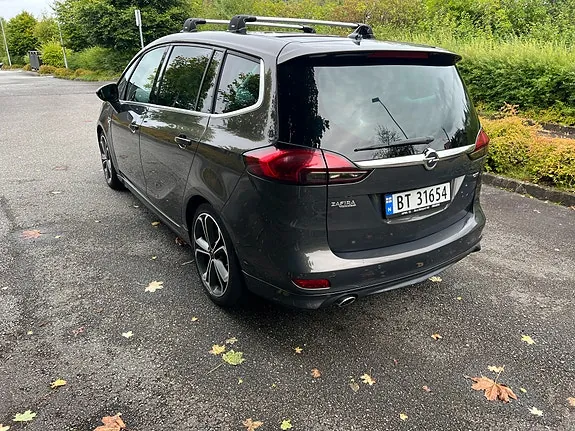 Opel Zafira Tourer 2015 photo 3