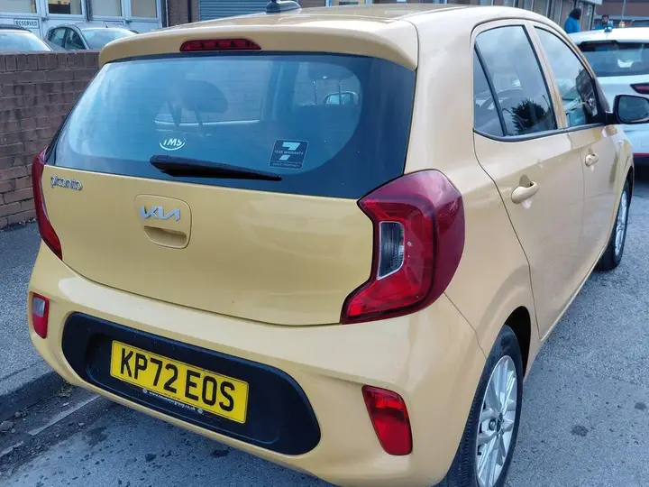 Kia Picanto 2022 photo 3
