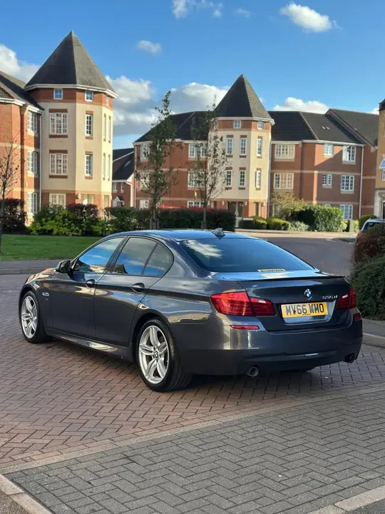 BMW 5 Series 2016 photo 4
